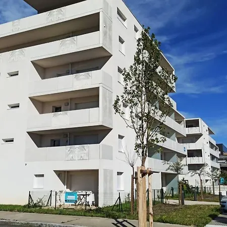 Grand Studio, Cosy De 37m2, Angers Ecouflant, 2 Etoiles